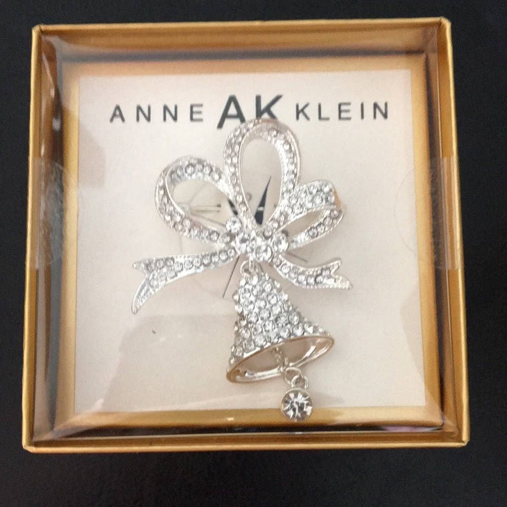 New Anne Klein Xmas Ribbons and Bell Glitzy Brooch